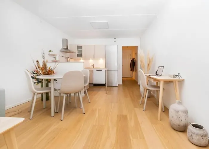 Appartement C, Only 500 Meters To The River And Latin Quarter *