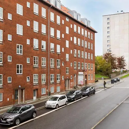 C, Only 500 Meters To The River And Latin Quarter