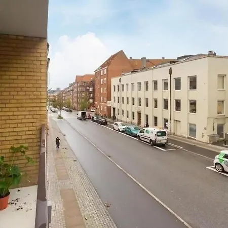 C, Only 500 Meters To The River And Latin Quarter *